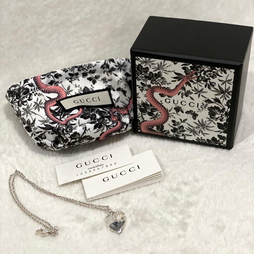 Gucci G Heart Charlotte Necklace (Authentic)